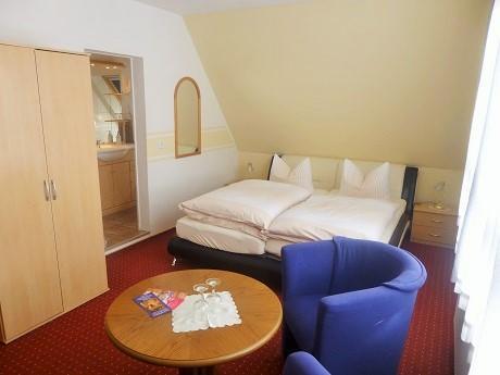 Hotel Waldhaus-Hutzelhoeh Ruhla Bagian luar foto