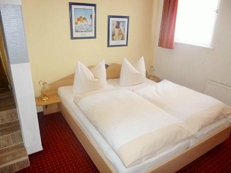 Hotel Waldhaus-Hutzelhoeh Ruhla Bagian luar foto